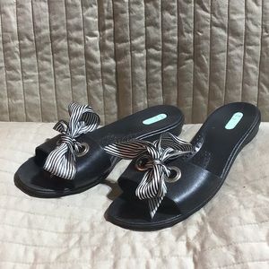 Oka B  Okabashi Black white stripe Slide flat sandal sz 7/8